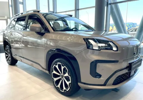 Gac Автобиография