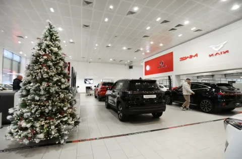 Независимость, Dongfeng Фили