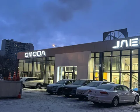 Автомир, Omoda Крылатское