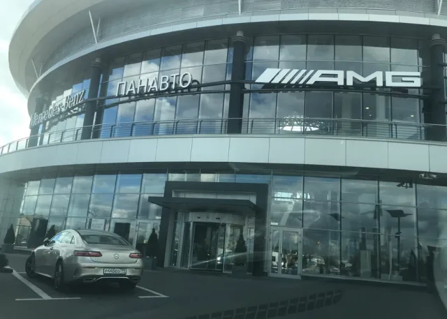 Панавто запад, Mercedes-Benz
