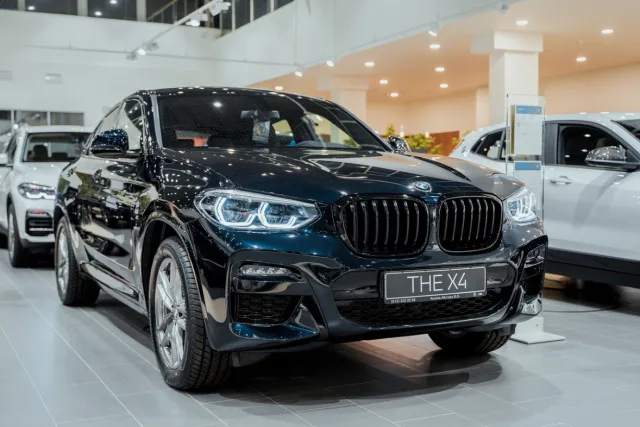 BMW, Аксель-Моторс